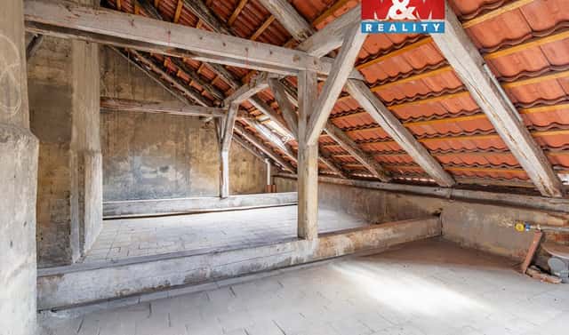 Prodej bytu atypického 126 m², Husitská, Praha 3 – Žižkov