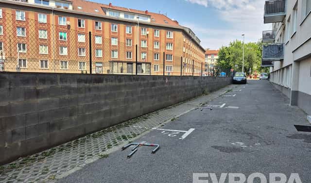Pronájem venkovních vyhrazených parkovacích stání Praha 10, Strašnice, Praha 10