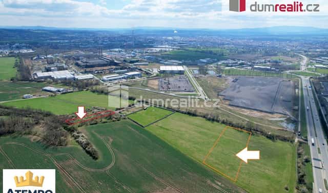 Prodej komerčního pozemku 6 439 m², Úsilné, okres České Budějovice
