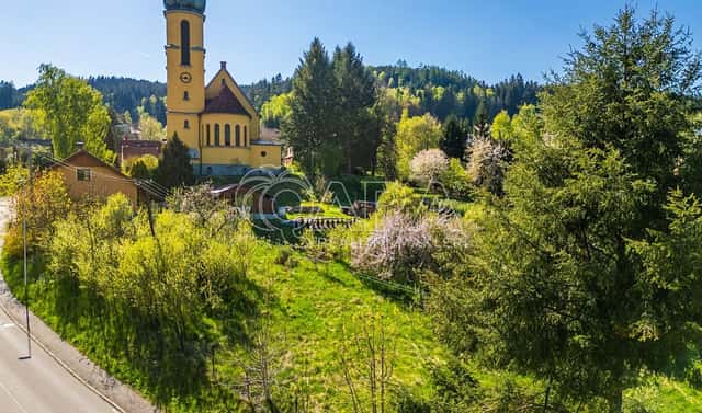 Prodej komerčního pozemku 1 340 m², Větřní, okres Český Krumlov