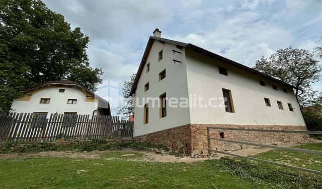 Prodej domu 240 m² s pozemkem 2 614 m², Chlístovice, okres Kutná Hora