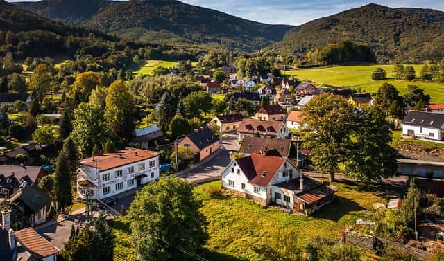 Prodej domu 219 m² s pozemkem 1 113 m², Hejnice, okres Liberec