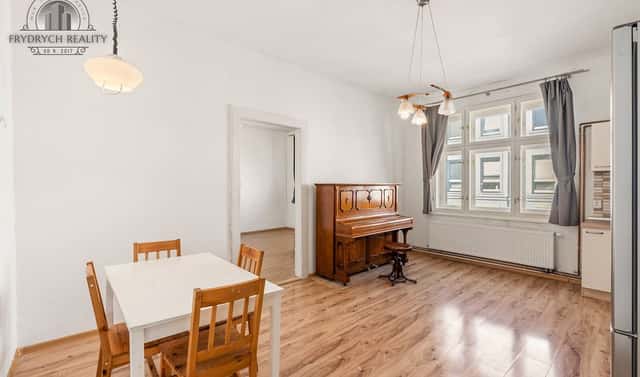 Prodej bytu 2+kk 55 m², Škroupova, Hradec Králové