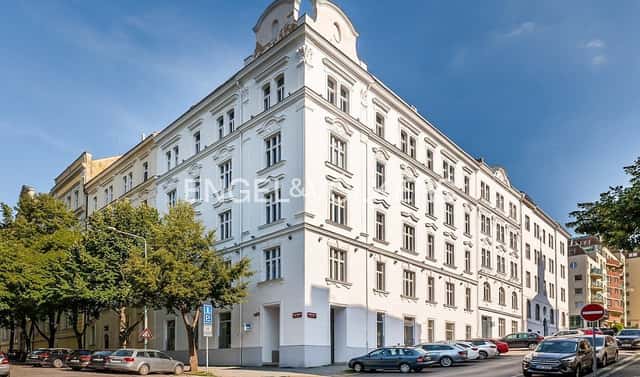 Pronájem kanceláře 57 m², Žerotínova, Praha 3 – Žižkov