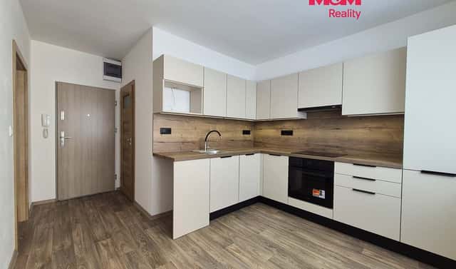 Pronájem bytu 2+1 44 m², Zdeňka Fibicha, Valašské Meziříčí, okres Vsetín