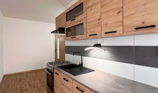 Pronájem bytu 2+1 60 m², Borová, Chomutov