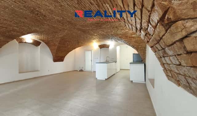 Pronájem bytu 1+kk 66 m², náměstí Míru, Svitavy – Město