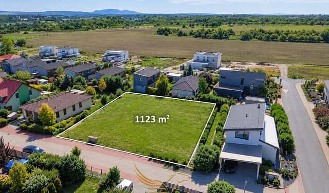 Prodej stavebního pozemku 1 123 m², Hrušovany u Brna, okres Brno-venkov