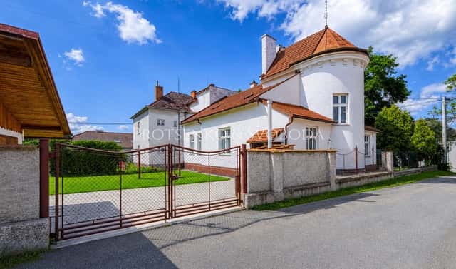 Prodej domu 219 m² s pozemkem 729 m², Teplická, Hranice – Hranice I-Město, okres Přerov