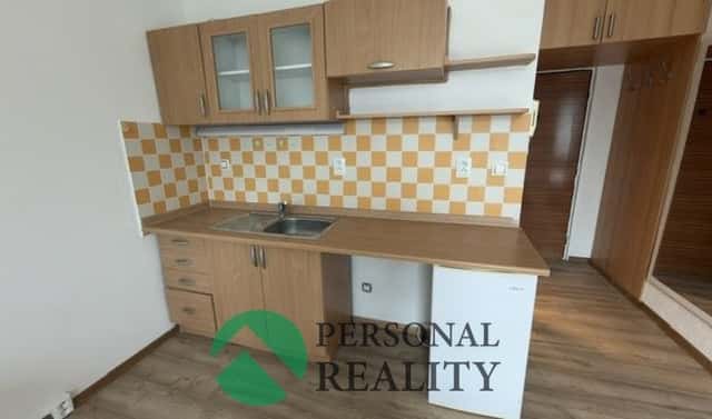 Pronájem bytu 1+kk 22 m², B. Smetany, Kraslice, okres Sokolov