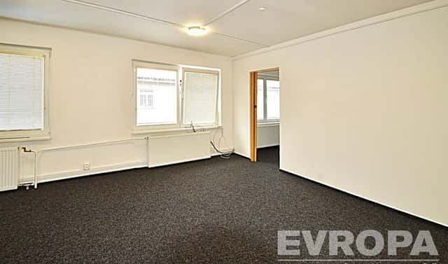 Pronájem kanceláře 44 m², U chaloupek, Praha 8 – Ďáblice