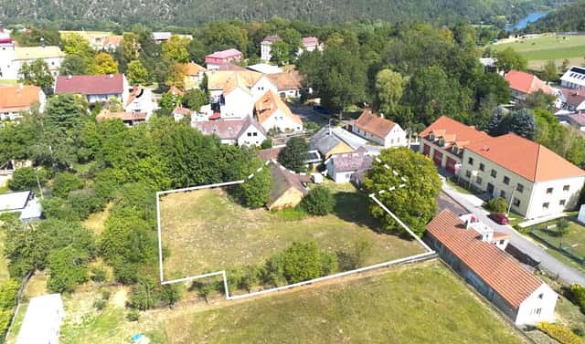 Prodej domu 78 m² s pozemkem 1 968 m², Zvíkovec, okres Rokycany