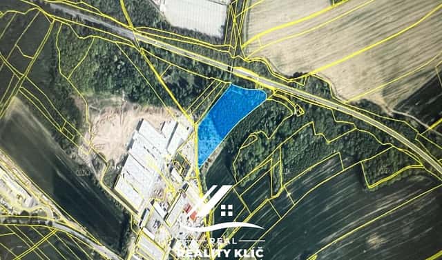 Prodej pole 15 421 m², Markvartovice, okres Opava