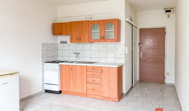 Pronájem bytu 1+1 36 m², Školní, Děčín – Děčín VI-Letná
