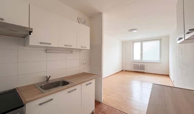 Pronájem bytu 2+kk 41 m², Kpt. Jaroše, Most