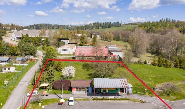 Prodej stavebního pozemku 3 285 m², Václavov u Bruntálu, okres Bruntál