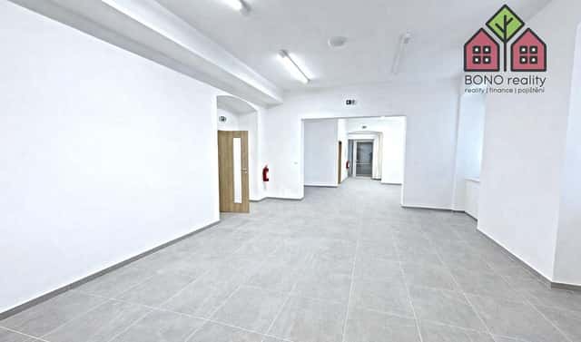 Pronájem obchodních prostor 140 m², Na Vinici, Litoměřice – Předměstí