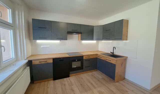 Pronájem bytu 3+kk 80 m², Blatenská, Chomutov