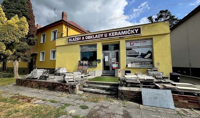 Pronájem obchodních prostor 168 m², U Keramičky, Chlumčany, okres Plzeň-jih