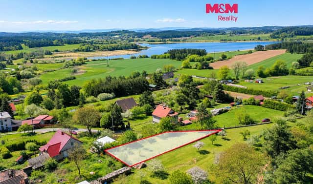 Prodej stavebního pozemku 745 m², Kvášňovice, okres Klatovy
