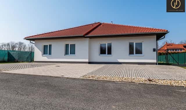 Prodej domu 93 m² s pozemkem 522 m², Svatojiřská, Velvary, okres Kladno