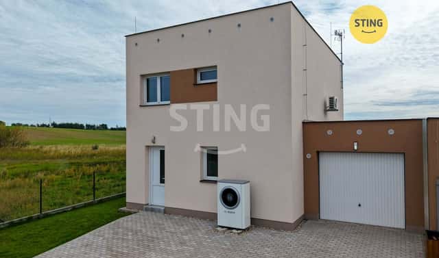 Prodej domu 120 m² s pozemkem 494 m², Východní, Sezemice, okres Pardubice