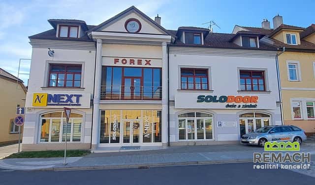 Pronájem obchodních prostor 170 m², náměstí Svobody, Kunovice, okres Uherské Hradiště