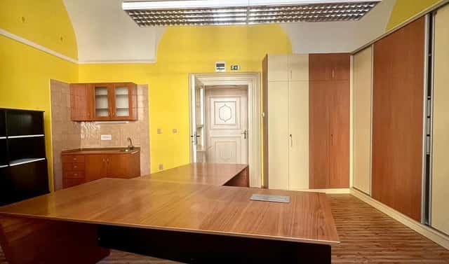 Pronájem kanceláře 25 m², Dolní Česká, Znojmo