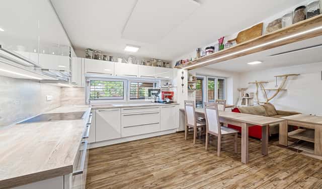 Prodej domu 289 m² s pozemkem 427 m², Dykova, Olomouc – Slavonín