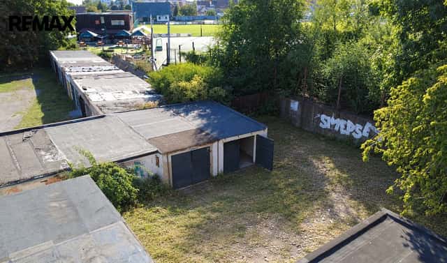 Prodej zděné garáže 19 m2, Praha 9 Kbely, u Železnobrodské ulice., Praha 9