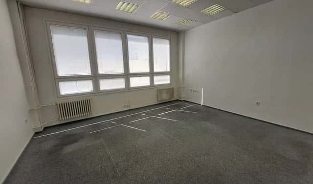 Pronájem kanceláře 30 m², Hodonín, okres Chrudim
