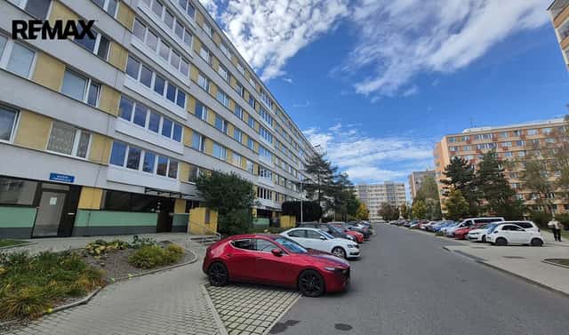 Pronájem bytu 3+1 62 m², Ústecká, Kladno – Kročehlavy