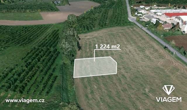 Prodej pole 1 224 m², Choltice, okres Pardubice
