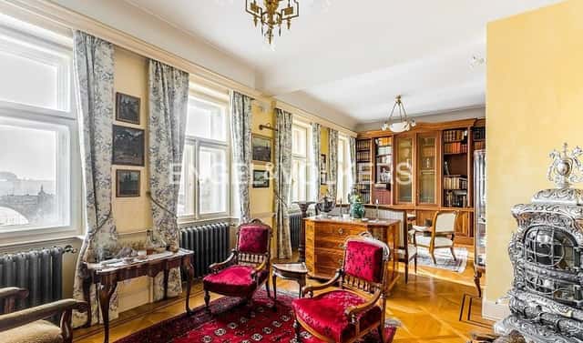 Pronájem bytu 3+1 110 m², U lužického semináře, Praha 1 – Malá Strana
