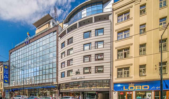 Pronájem kanceláře 186 m², Praha
