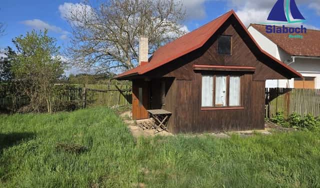 Prodej stavebního pozemku 733 m², Oseček, okres Nymburk