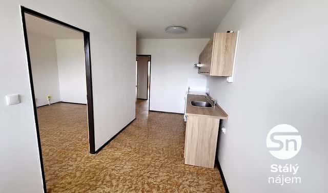 Pronájem bytu 3+1 70 m², Nad Stadionem, Králův Dvůr, okres Beroun