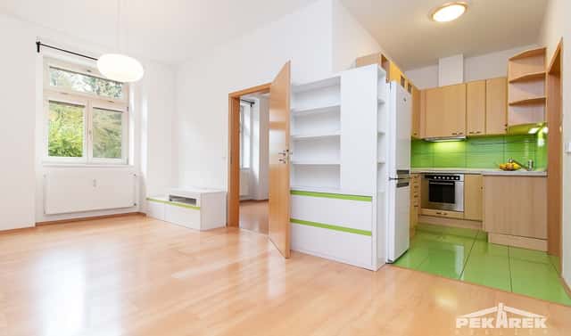Pronájem bytu 2+kk 43 m², Levá, Praha 4 – Podolí