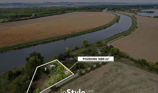 Prodej zahrady 1 689 m², Dlouhá, Uherský Ostroh – Ostrožské Předměstí, okres Uherské Hradiště