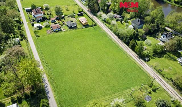 Prodej stavebního pozemku 5 501 m², Lštění, okres Benešov