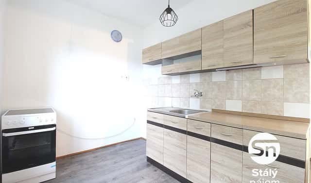 Pronájem bytu 3+1 74 m², Žižkova, Votice, okres Benešov