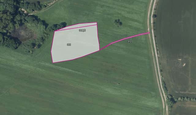 Prodej pole 8 524 m², Sulice, okres Praha-východ