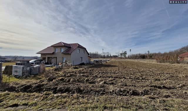 Prodej stavebního pozemku 5 700 m², Dolní Újezd, okres Přerov