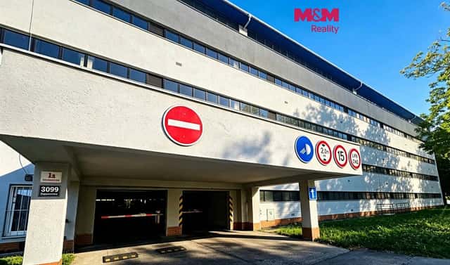 Prodej garážového stání, 12 m2, Brno, ul. Voroněžská, Voroněžská, Brno – Žabovřesky, okres Brno-město