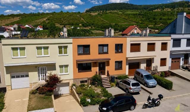 Prodej domu 250 m² s pozemkem 176 m², Perná, okres Břeclav