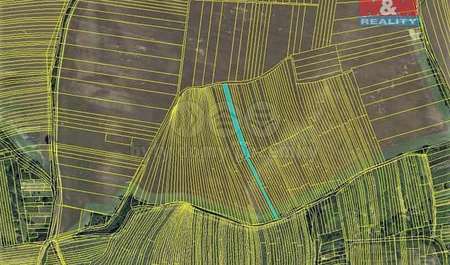 Prodej pole 4 727 m², Vracov, okres Hodonín