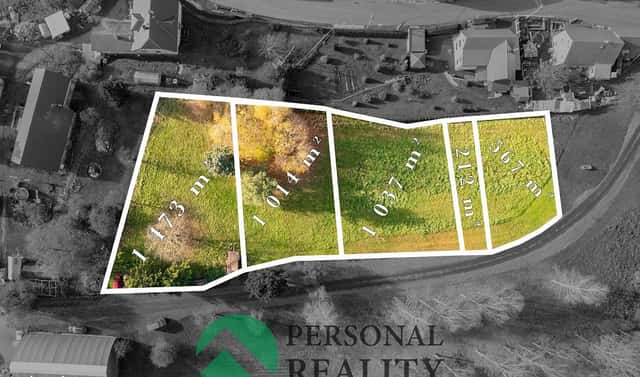 Prodej stavebního pozemku 1 037 m², Dobrná, okres Děčín