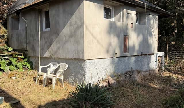 Prodej chaty/chalupy 32 m² s pozemkem 151 m², Lety, okres Praha-západ