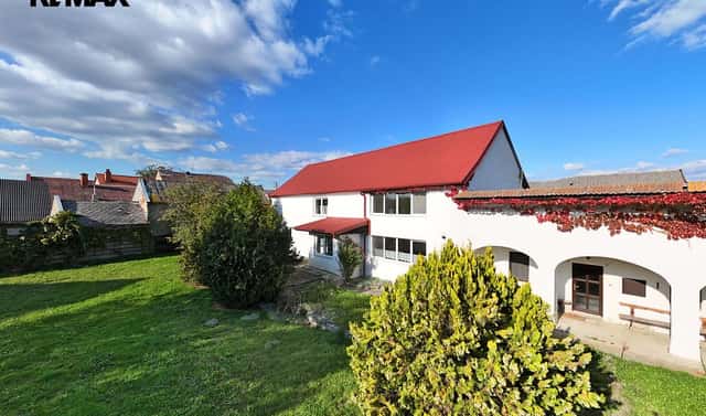 Prodej domu 186 m² s pozemkem 7 638 m², Uničov – Renoty, okres Olomouc