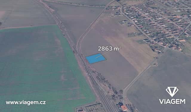 Prodej pole 954 m², Dvory, okres Nymburk